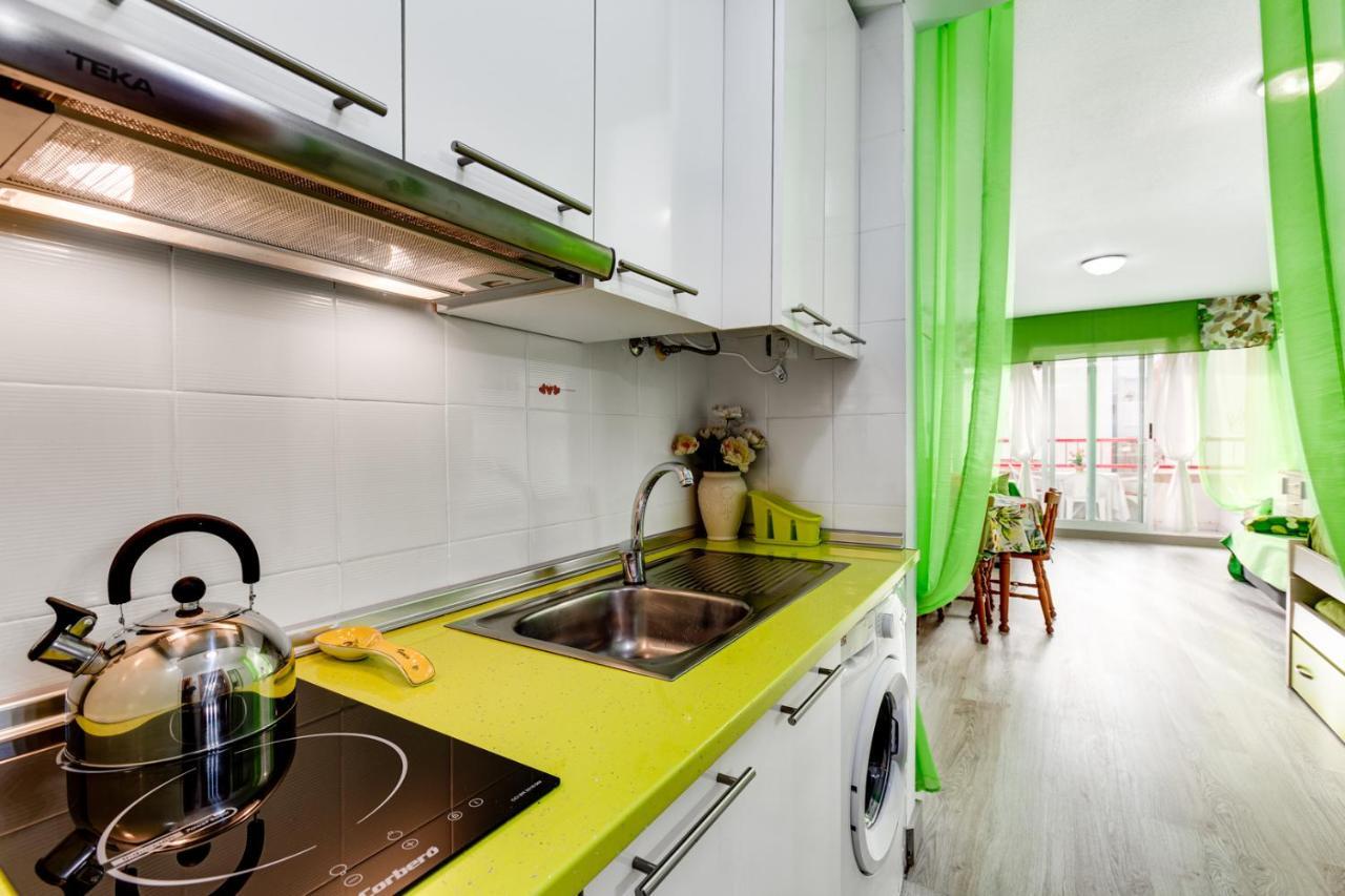 Apartment Studio Playa Del Cura تورّيفيِخا المظهر الخارجي الصورة