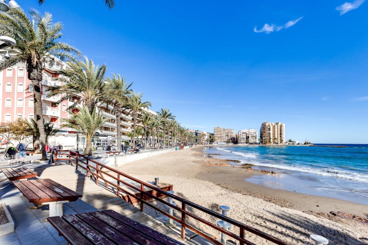 Apartment Studio Playa Del Cura تورّيفيِخا المظهر الخارجي الصورة
