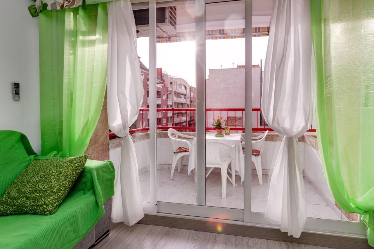 Apartment Studio Playa Del Cura تورّيفيِخا المظهر الخارجي الصورة